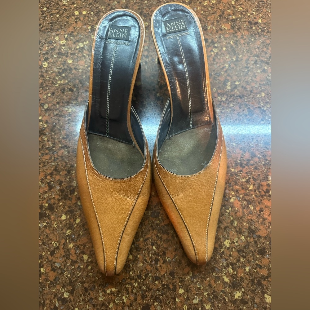 Anne Klein Tan Mules with Square Toe and Slip-On Design
